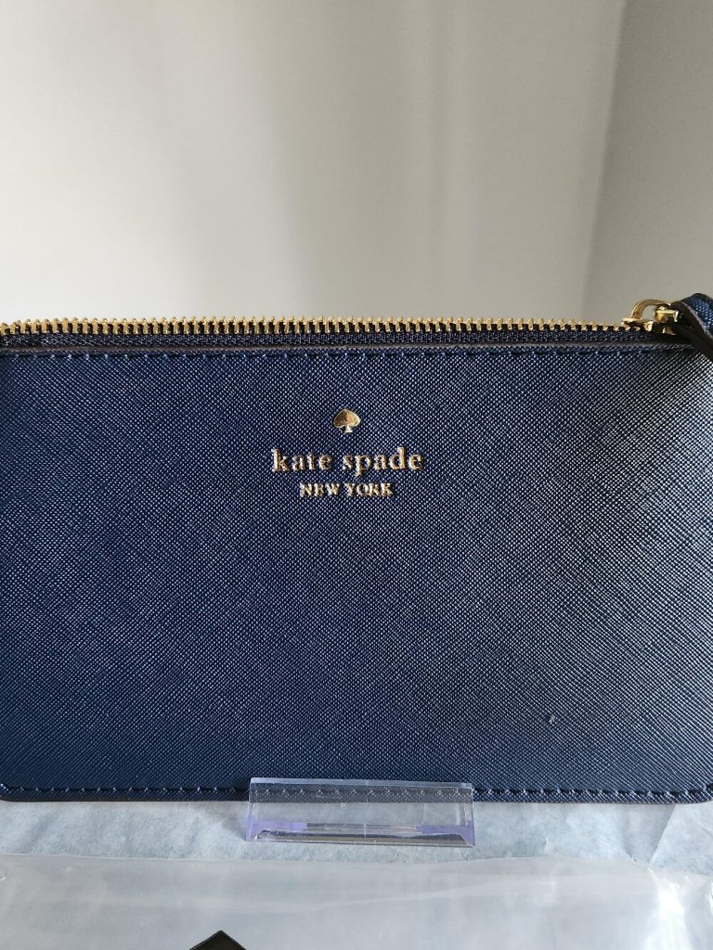 Kate Spade Saffiano Navy Wristlet NWT - Picture 3 of 7